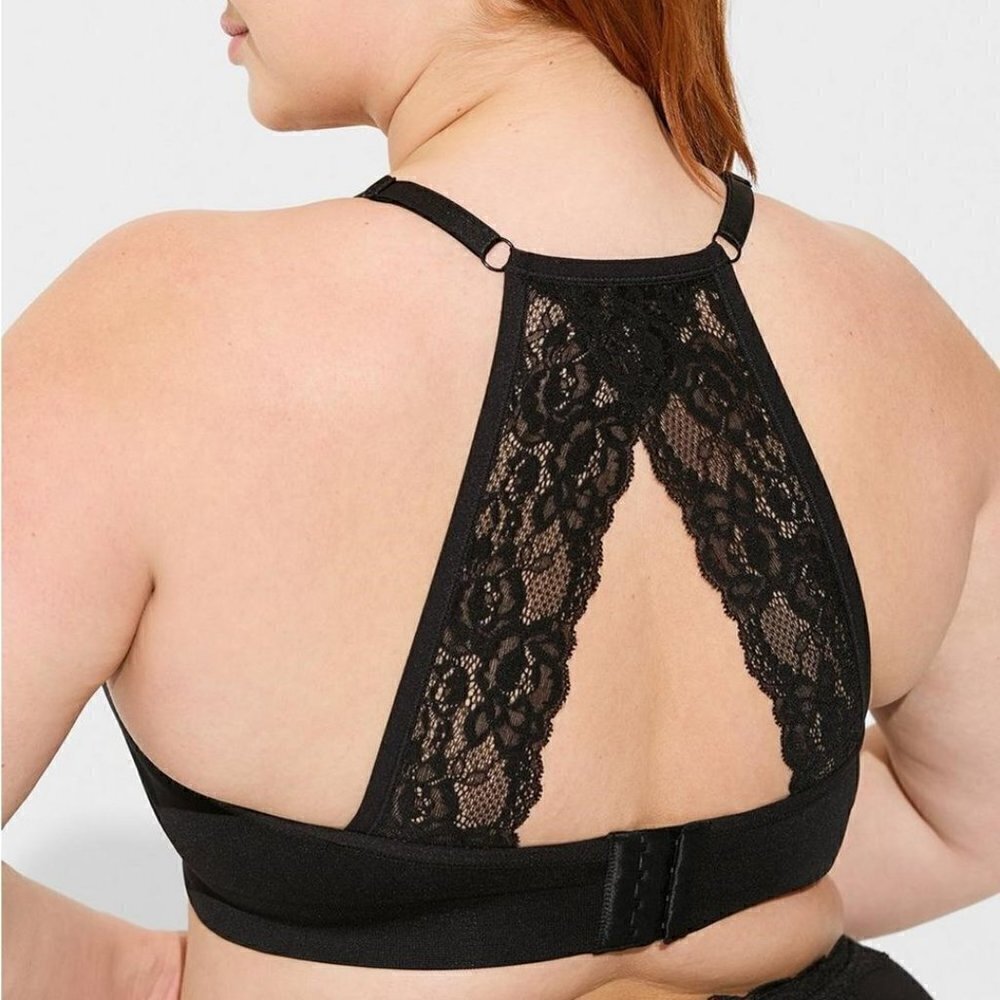 Torrid - Lightly Lined Seamless Flirt Racerback Bralette in Rich Black‌